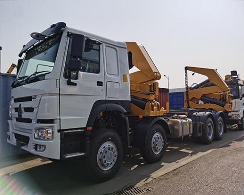 HOWO7 SIDE CRANE